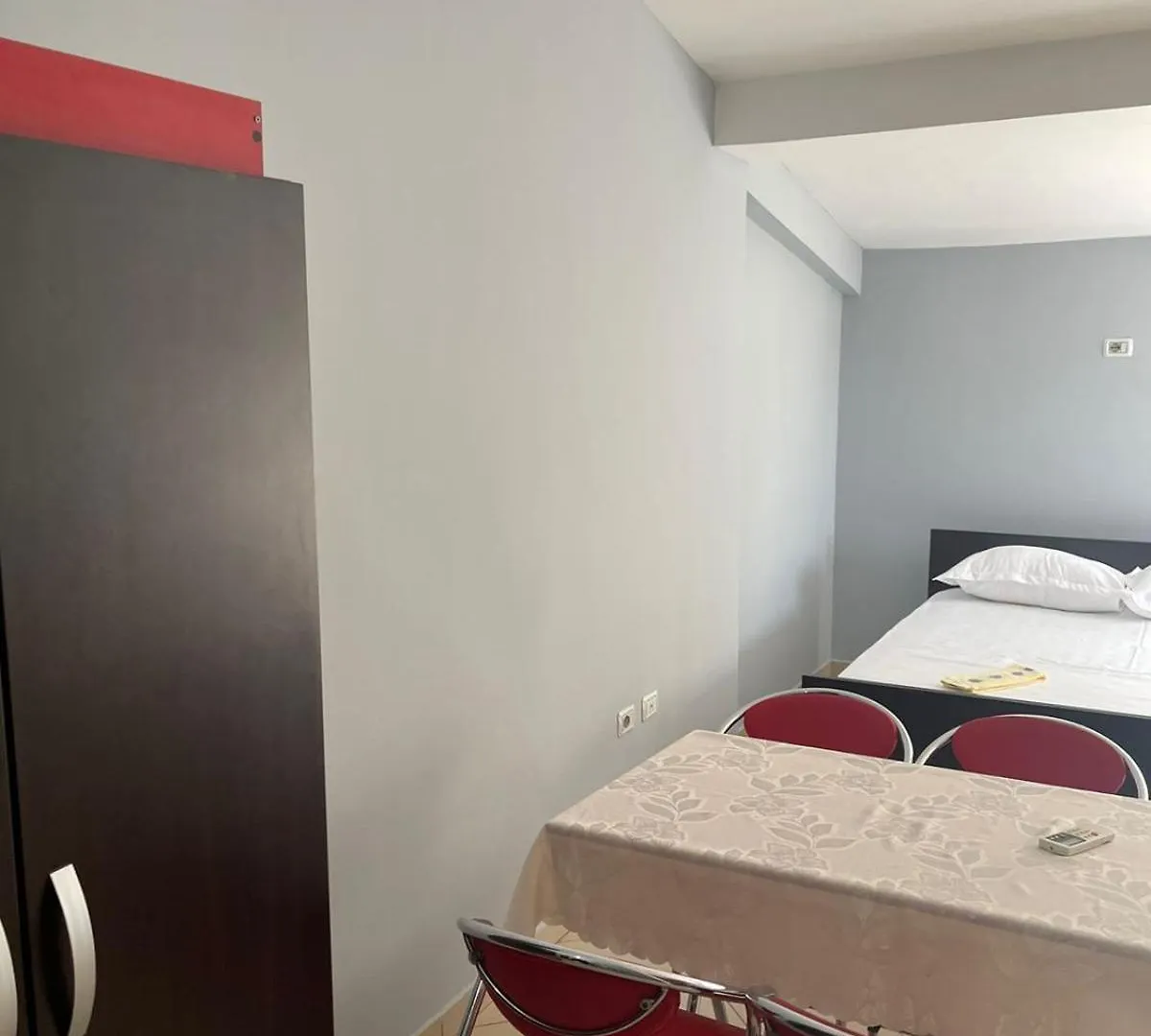 Priska Apartaments Durres Apartment